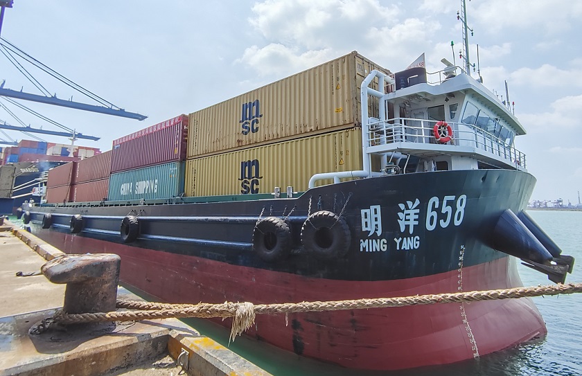 Read more about the article Gaolan-Nansha Shuttle Service line is ready! Gaolan’s first domestic and international cargoes on the same vessel was officially launched!